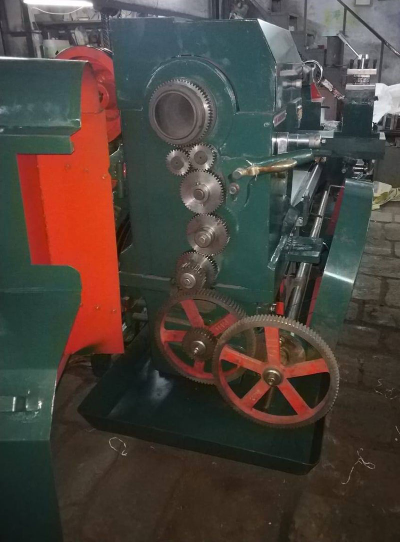 Extra Heavy Duty Lathe Machine